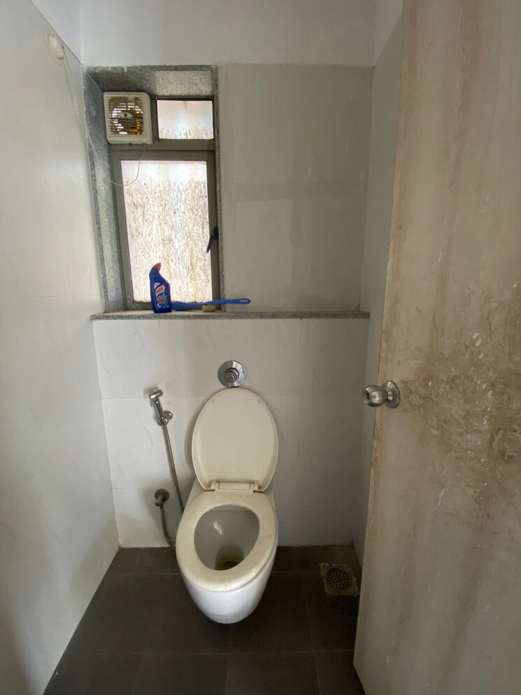 Bathroom, lodha-palava-casa-bella 2 Bedroom 864 Sq.Ft. Apartment In Dombivli East Thane 7687090