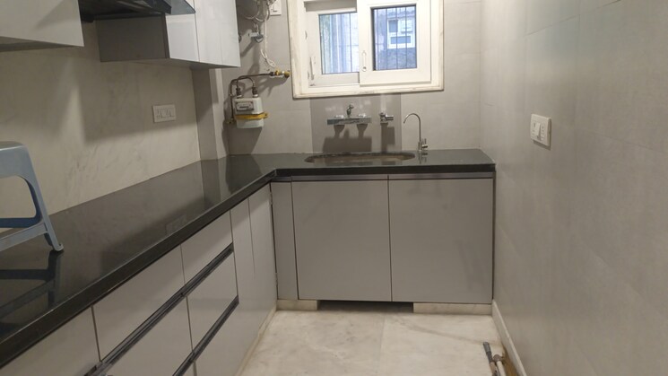 Kitchen, east patel nagar 3 Bedroom 1810 Sq.Ft. Builder Floor In East Patel Nagar Delhi 7687152