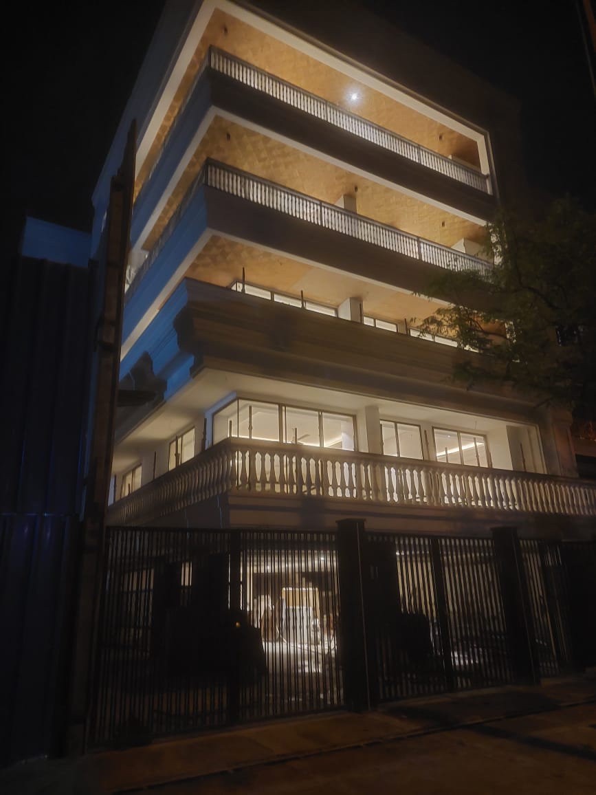 4 BHK + Servant Room Builder Floor For Rent in Shanti Niketan