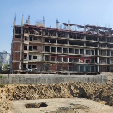  Shop – Exterior View View at Kamakhya Cross Walk, Phi Iii Greater Noida - for Sale