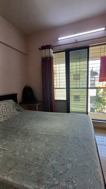 Room in 1 BHK Apartment at Seawoods – for Sale