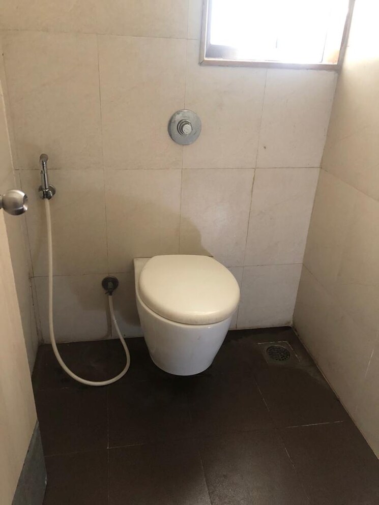 Bathroom, lodha-palava-casa-bella 1 Bedroom 585 Sq.Ft. Apartment In Dombivli East Thane 7687443