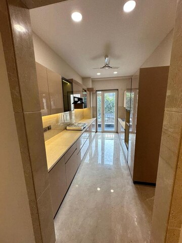 Building Lobby in 4 BHK Builder Floor at Ansal Sushant Lok I, Sector 43 – for Sale