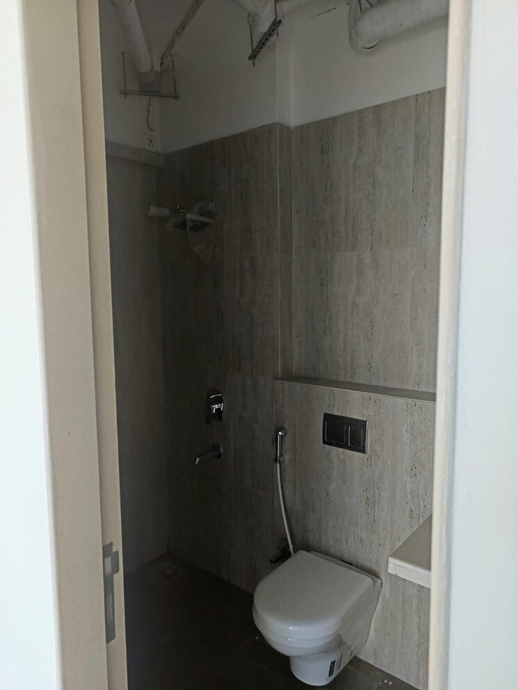 Bathroom, tridhaatu-morya 1 Bedroom 550 Sq.Ft. Apartment In Chembur Mumbai 7687992