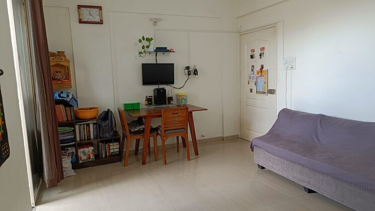 Living Room, gulmohar-helios 2 Bedroom 980 Sq.Ft. Apartment In Kharadi Pune 7688111