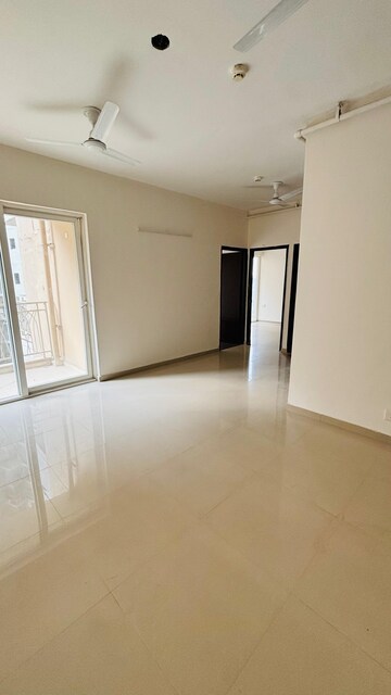 Room in 2 BHK Apartment at Exotica Dreamville, Sector 16c Greater Noida – for Sale