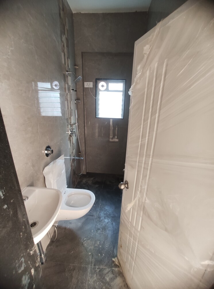 Attached Bathroom, trushna-chsl 2 Bedroom 820 Sq.Ft. Apartment In Panch Pakhadi Thane 7688214