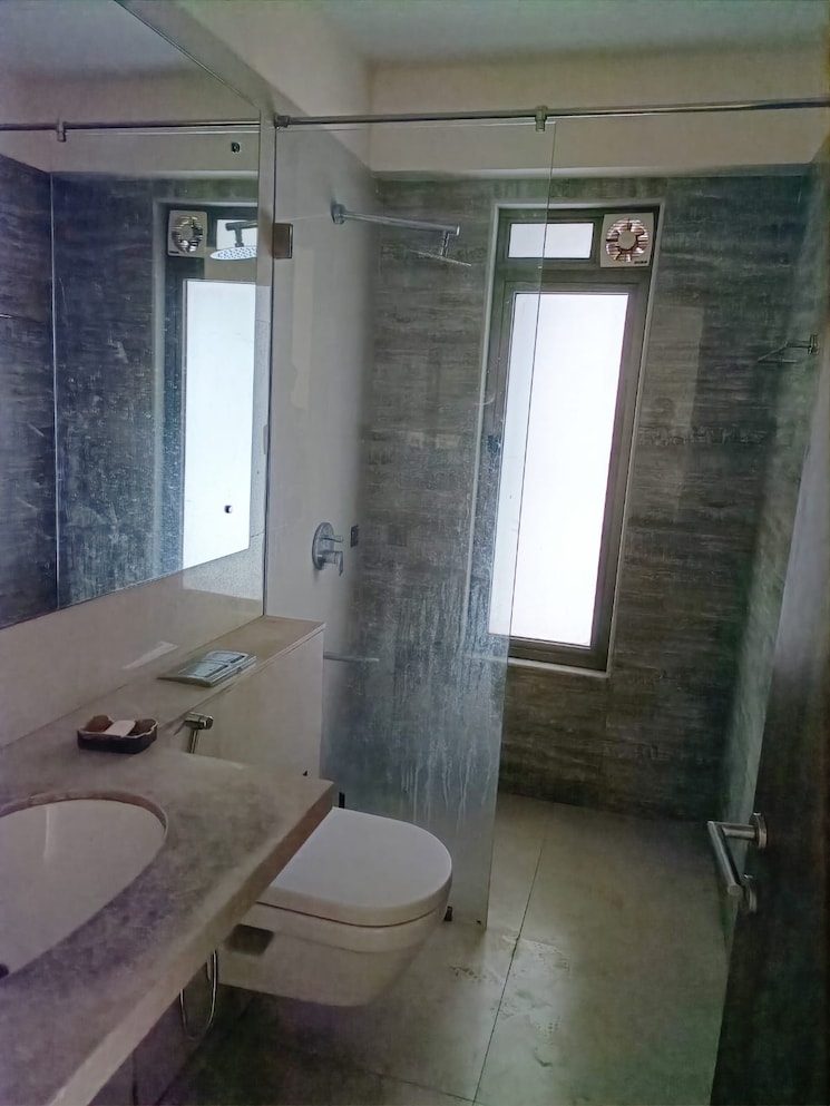 Bathroom, bhimjyani-verraton 4 Bedroom 1500 Sq.Ft. Apartment In Manpada Thane 7688358