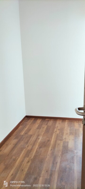 Room in 3 BHK Apartment at Duville Riverdale Residences, Kharadi – for Sale
