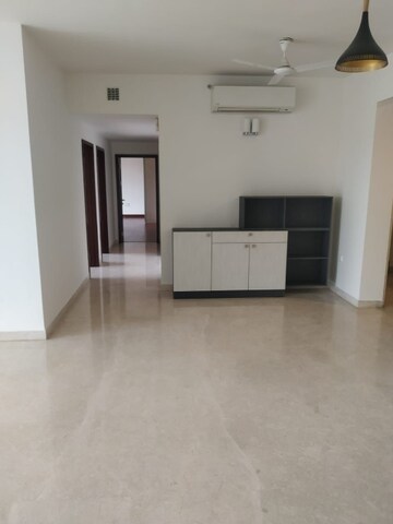 Room in 3.5 BHK Apartment at Karle Zenith, Hebbal – for Sale