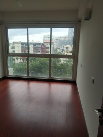 Room in 3.5 BHK Apartment at Karle Zenith, Hebbal – for Sale