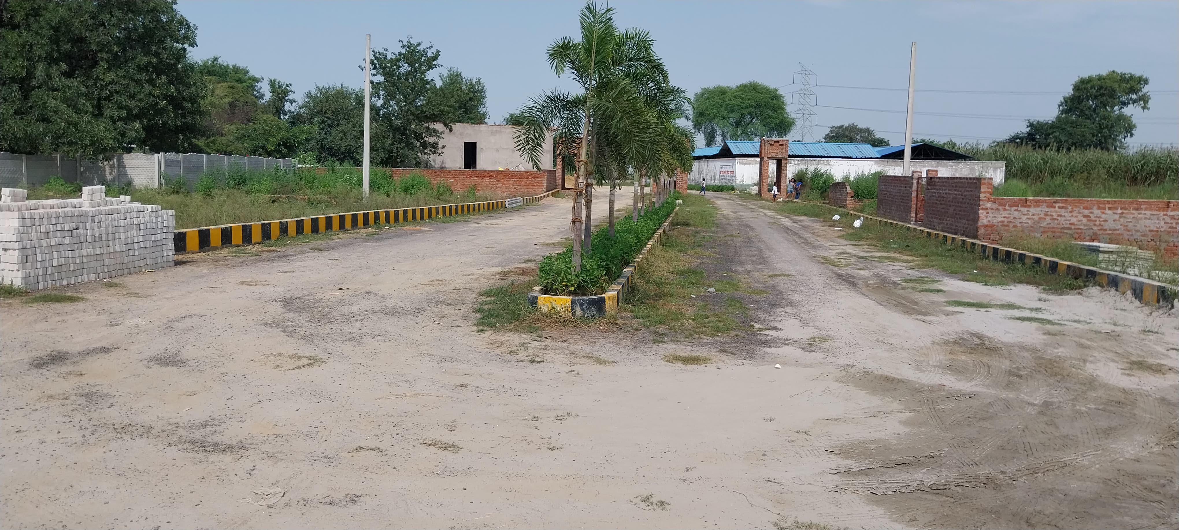 Plot For Resale in Chinhat Lucknow  7688748