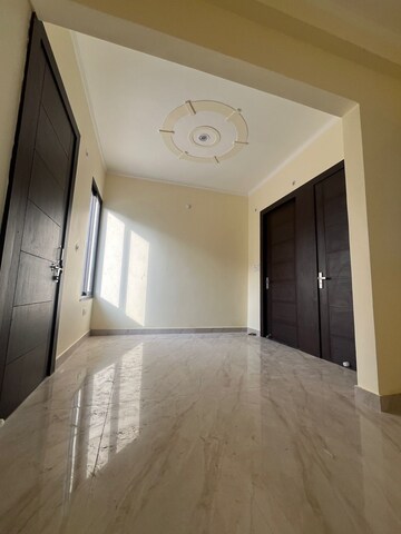 Room in 3 BHK Independent House at Nijampur Malhaur – for Sale