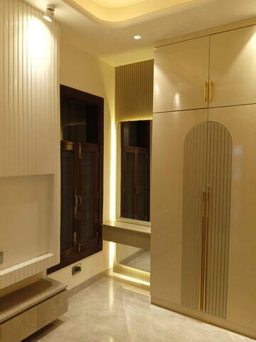 Kitchen in 6+ BHK Independent House at Upsidc Site B – for Sale