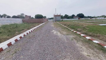  Plot For Sale in Gaur City Arcade, Gaur City 2 
