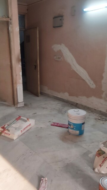 Bathroom in 2.5 BHK Builder Floor at Mayur Vihar Phase 1 – for Sale