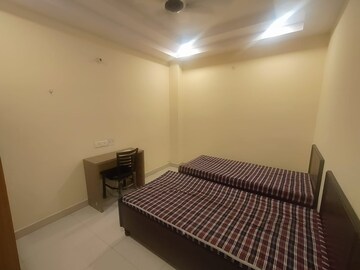 Room in  Pg at Sector 66 – for Rent