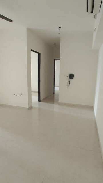 1 BHK Apartment For Rent in Lodha Amara, Kolshet Road