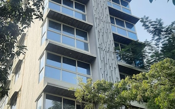 4 BHK Apartment For Sale in Khar West