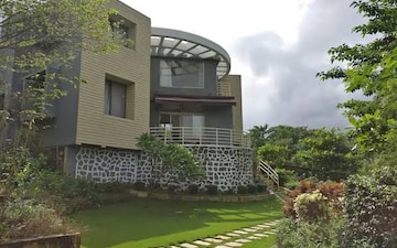 4 BHK Independent House For Sale in Juhu