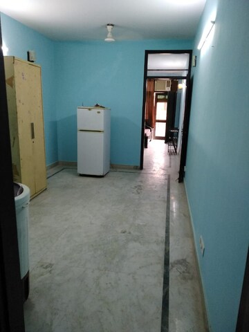 Room in 1 BHK Builder Floor at Lajpat Nagar – for Rent