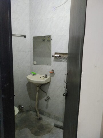 Bathroom in 1 BHK Builder Floor at Lajpat Nagar – for Rent