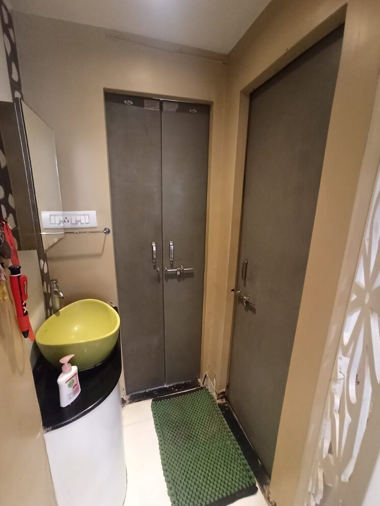 Attached Bathroom, rahul-pratik-nagar 1 Bedroom 560 Sq.Ft. Apartment In Kothrud Pune 7689410