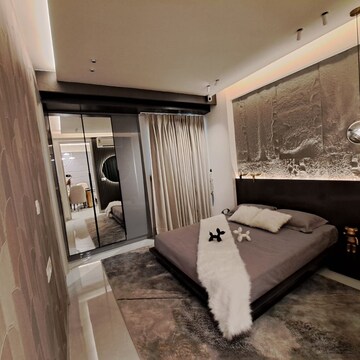 Room in 3.5 BHK Apartment at Urban The Zirk, High Ground – for Sale