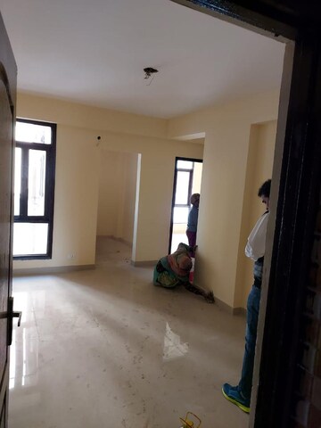 Room in 2 BHK Apartment at Apex Our Homes, Sector 37c – for Sale