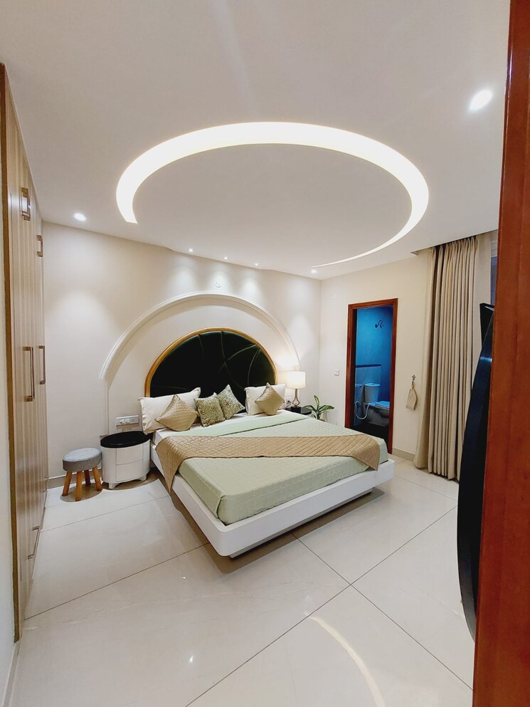 Master Bedroom, mrs-hi-greens 4 Bedroom 2244 Sq.Ft. Apartment In Kishanpura Zirakpur 7689568