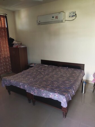 1 RK Builder Floor For Rent in Sector 42 Chandigarh  7689600