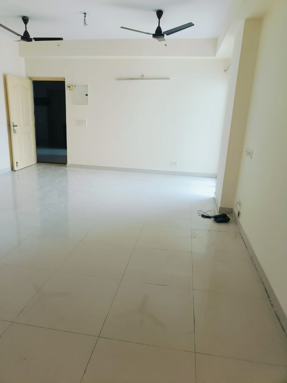 2 BHK Apartment For Rent in Gardenia Gateway Sector 75 Noida  7689719