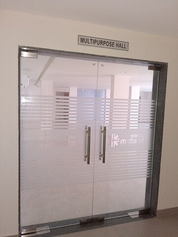 Room in 2 BHK Apartment at BBCL Midland, Sholingnallur – for Sale