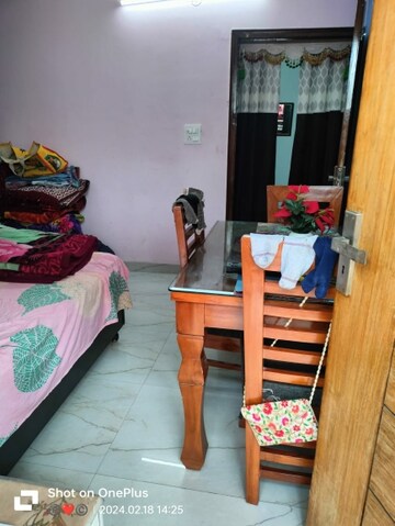 Bedroom in 2.5 BHK Builder Floor at Sainik Colony – for Sale