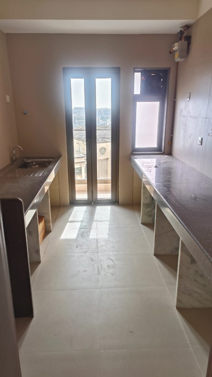 Kitchen, k-raheja-corp-vistas-mumbai 2 Bedroom 828 Sq.Ft. Apartment In Andheri East Mumbai 7690151