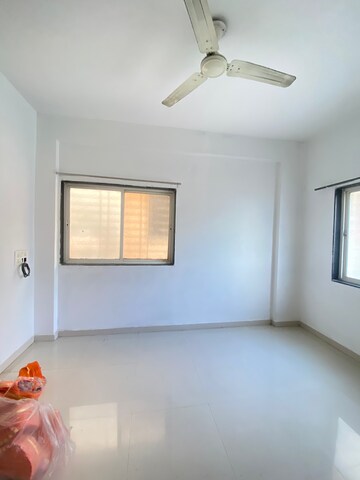 Room in 1 RK Apartment at Kharadi – for Rent