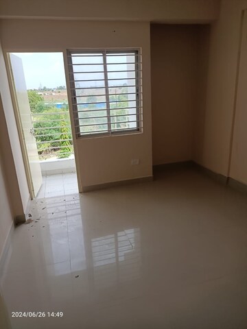 Room in 3 BHK Apartment at Shiva Whispering Woods, Salaiya – for Sale