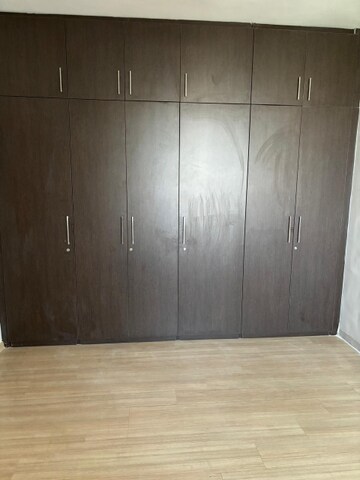 Room in 4 BHK Apartment at DLF New Town Heights I, Sector 90 – for Sale