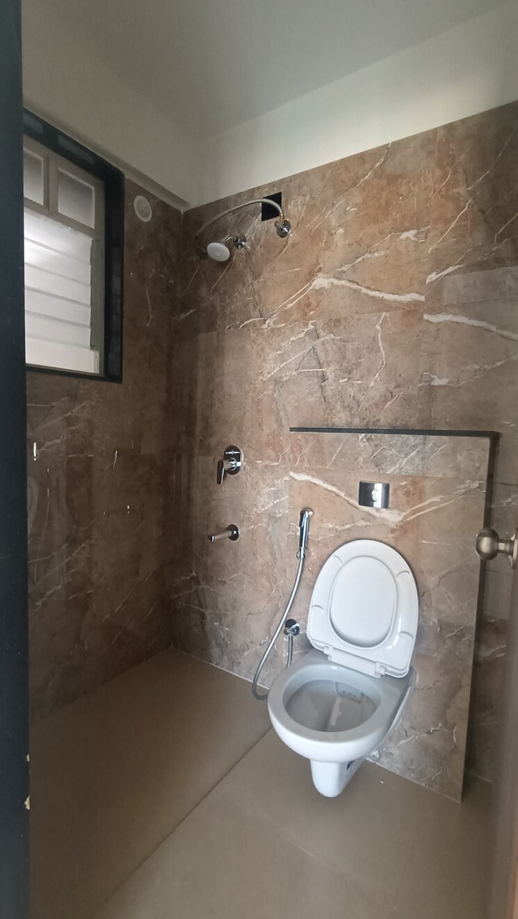 Bathroom, krishna-amorapolis 3 Bedroom 1021 Sq.Ft. Apartment In Dhanori Pune 7690414