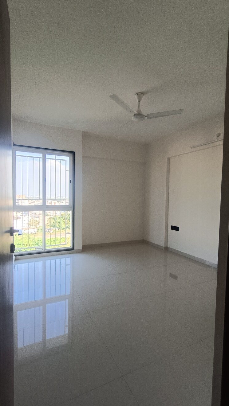 Room, krishna-amorapolis 3 Bedroom 1021 Sq.Ft. Apartment In Dhanori Pune 7690414