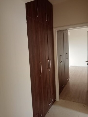 Building Lobby in 3 BHK Apartment at DLF The Skycourt, Sector 86 – for Sale