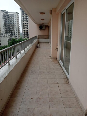 Balcony in 3 BHK Apartment at DLF The Skycourt, Sector 86 – for Sale