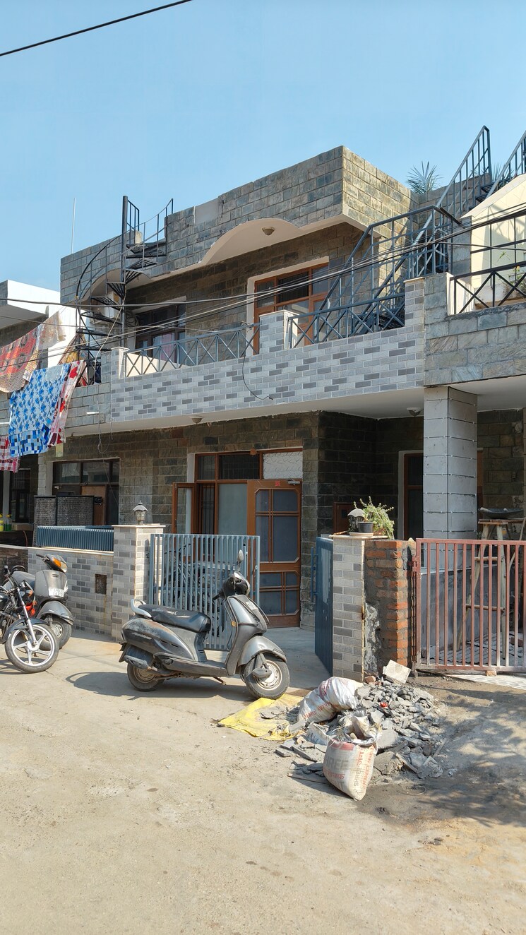 Exterior View, ambala highway 3 Bedroom 104 Sq.Yd. Villa In Ambala Highway Zirakpur 7690556