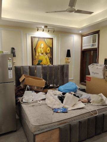 Bedroom in 2.5 BHK Builder Floor at Saket – for Sale