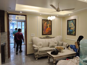 2.5 BHK Builder Floor For Sale in Saket