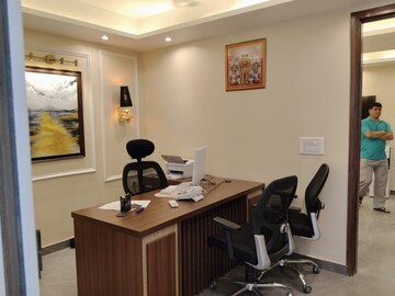 Master Bedroom in 2.5 BHK Builder Floor at Saket – for Sale