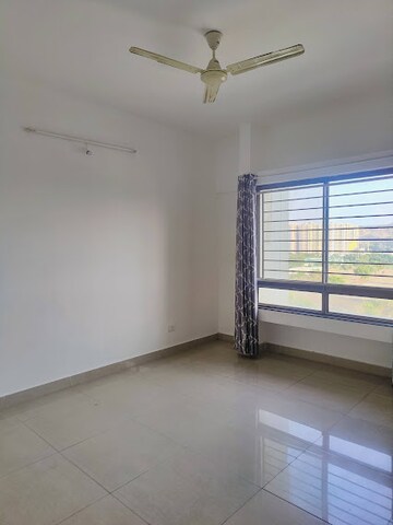 Room in 1 BHK Apartment at Paranjape Schemes Blue Ridge, Hinjewadi – for Sale