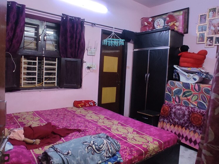 Bedroom, uttam nagar 3 Bedroom 75 Sq.Yd. Builder Floor In Uttam Nagar Delhi 7690779