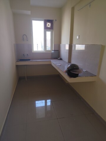 2 BHK Apartment For Rent in Pyramid Heights, Sector 85