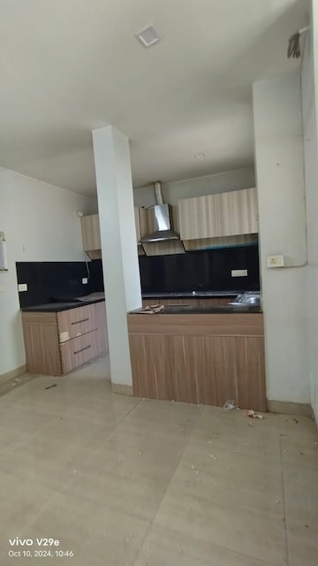 Kitchen in 3 BHK Builder Floor at SS Southend Floors, South City 2 – for Sale